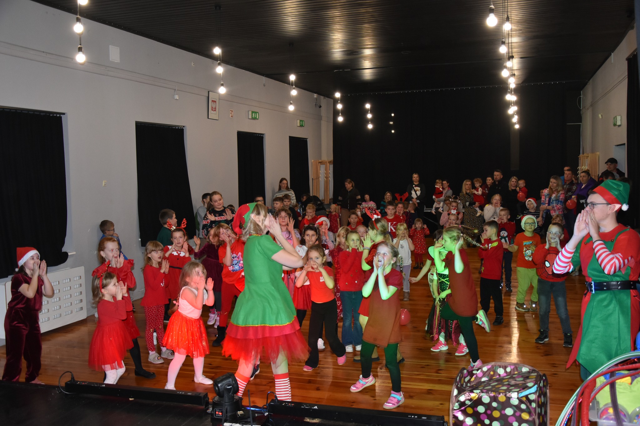  	Mikołajki z Domem Kultury 2025